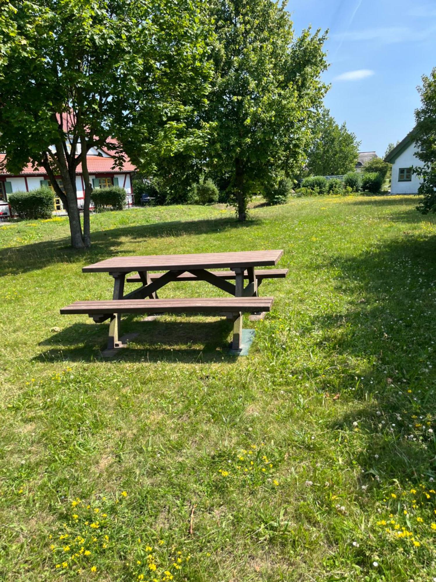 Moewenblick Bakenberg-41 Ferienwohnung Mit Terrasse, Doppelbett, Schlafsofa, Vollstaendige Komfortkueche Dranske Eksteriør billede